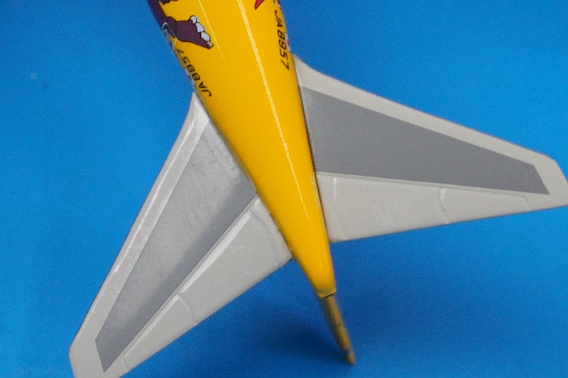 1/400 B747-400 ANA ポケモン ピカチュウジャンボ JA8957 フェニックス