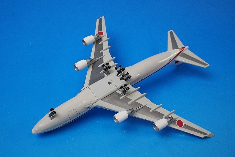 B747-400 日本国政府専用機　1/144 プラモデル　DRAGON B747-400 日本国政府専用機 (内部再現キット) (プラモデル