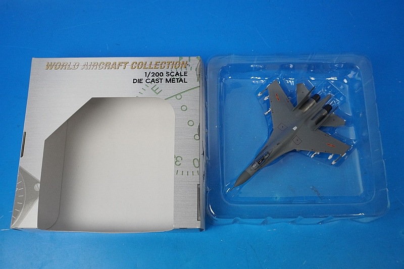 1/200 スホーイ Su-27 中国空軍 第2師団 ♯48 ［22037] ワールドエア
