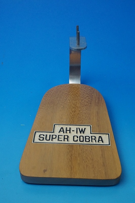 ��Ĺ��40��� ������11��� AH-1W SUPER COBRA/�����ѡ����֥� ����åɥ�ǥ� �᡼��������/���