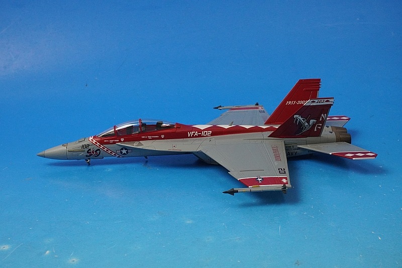1/72 F/A-18F��ʣ�·��� ����ꥫ���� ��102��Ʈ���������� ��������ɥХå��� ��������50��ǯ ���ڴ��� NF102/#165882 ��HA5132�� �ۥӡ��ޥ�����/���
