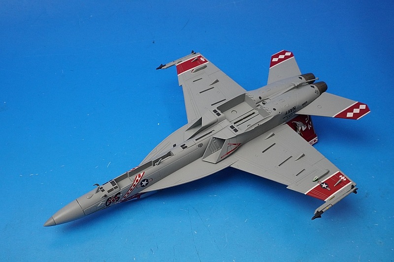 1/72 F/A-18F��ʣ�·��� ����ꥫ���� ��102��Ʈ���������� ��������ɥХå��� ��������50��ǯ ���ڴ��� NF102/#165882 ��HA5132�� �ۥӡ��ޥ�����/���