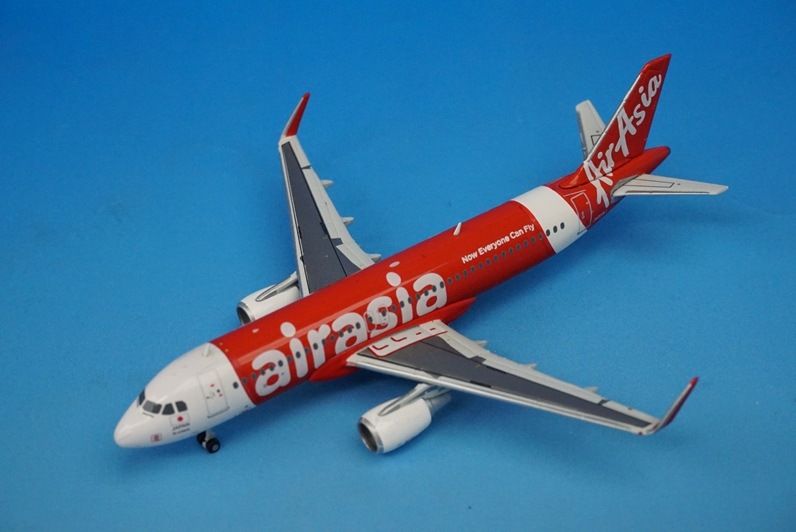 1/400 A320-200 エアアジア シャークレット装備機 JA05AJ