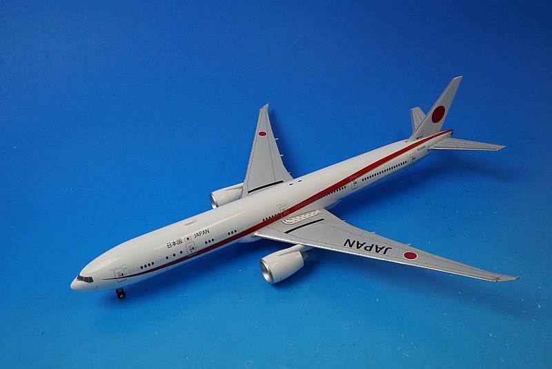 全日空商事1/200B777-300ER※破損あり 1/200 B777-300ER JASDF 航空自衛隊 日本国政府専用機 #80-1111