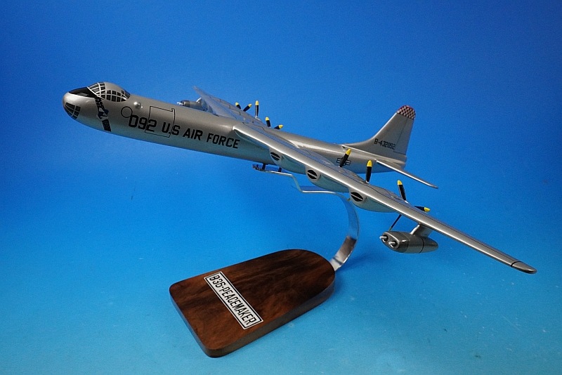 全長約38.5cm 全幅約53cm B-36 ピースメーカー アメリカ空軍 B