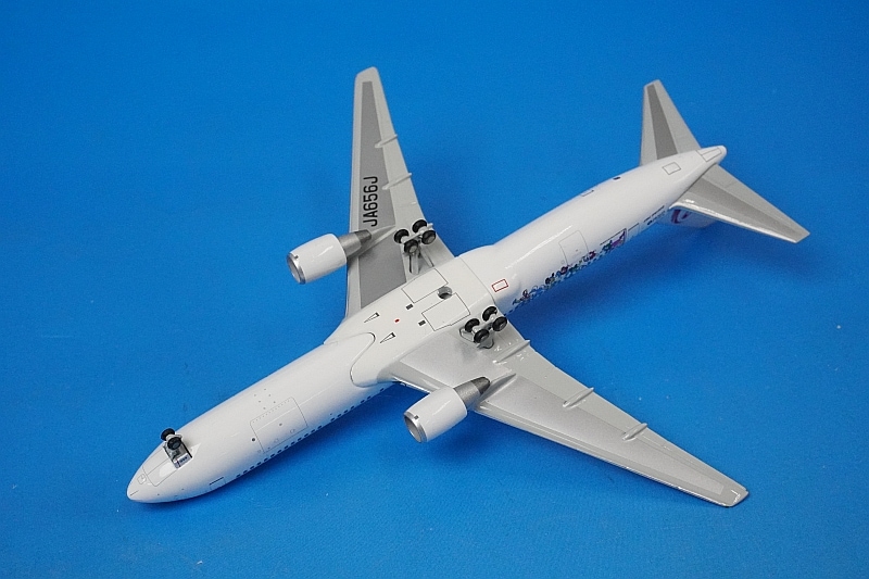 値下げ‼️JALドラえもん３機セット1/200 値下げ‼️JALドラえもん3機セット1/200