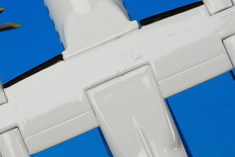 1/200 DHC-8-400 ANA JA854A [DH28010] 全日空商事/中古