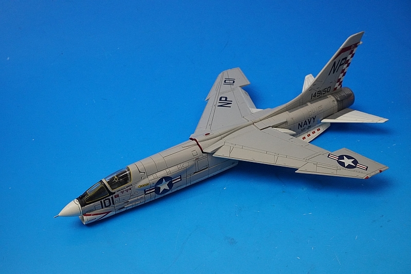 CENTURY WINGS 1/72 アメリカ海兵隊 A-6E / F-8E F-8E Crusader 1:72 Diecast Model - Century Wings CW-001624