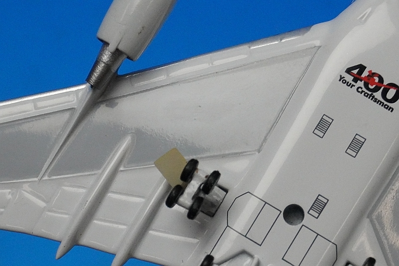 1/400 B747-400 JAL �ɥ꡼�२�����ץ쥹 ���ȡ��꡼�� JA8084 