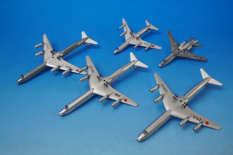 1/400 B727-100 JA8327/CV-880 JA8028/DC-8-61 JA8039 JA8045 N8762 1/400 B727-100 JA8327/CV-880 JA8028/DC-8-61 JA8039 JA8045 N8762