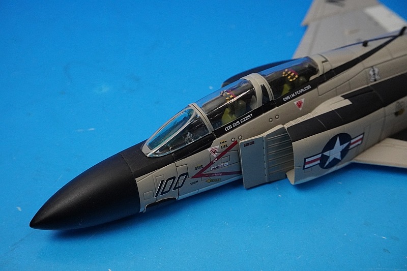 1/72 F-4J ファントムII アメリカ海軍 VF-96 ショー タイム 100