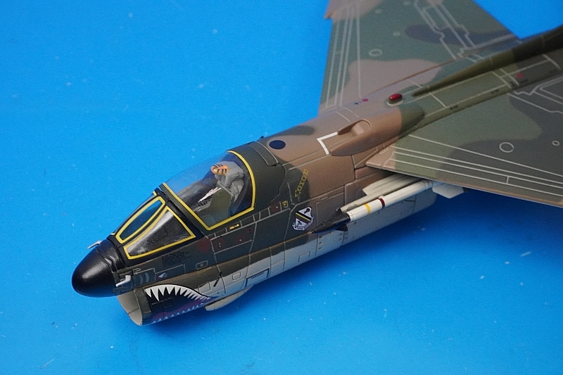 センチュリーウィングス 1/72 A-7D コルセアII A-7D Corsair II 1:72 Diecast Model - Century Wings CW-001632