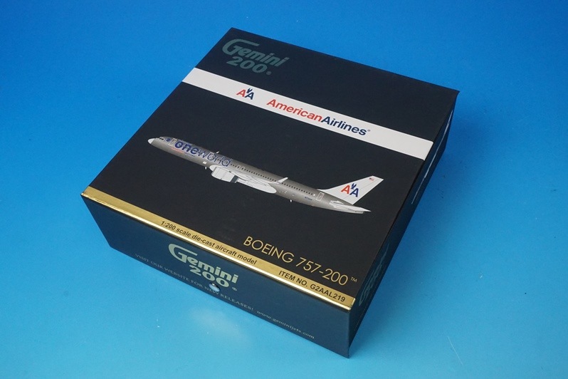 1/200 B757-200 AA ����ꥫ�� ������ �����󥰥�å������� N174AA ��G2AAL219�� �����ߥ�/���