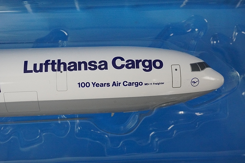 1/200 MD-11F ルフトハンザカーゴ 100 Years Air Cargo D-ALCC ［LH23