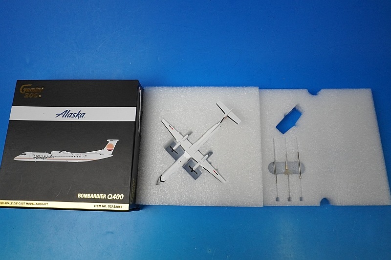 1/200 �ܥ�Х�ǥ��� Dash 8 Q400 ���饹��/�ۥ饤���� N421QX ��G2ASA865] �����ߥ�/���