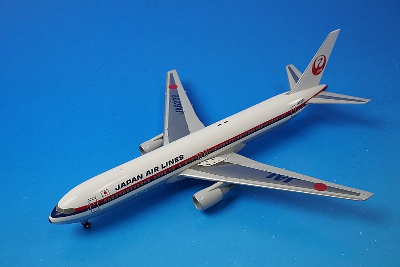 ホーガン　JAL Boeing 767-300 旧塗装　モデル 1:200 ホーガン JAL Boeing 767-300 旧塗装 モデル 1:200 - メルカリ