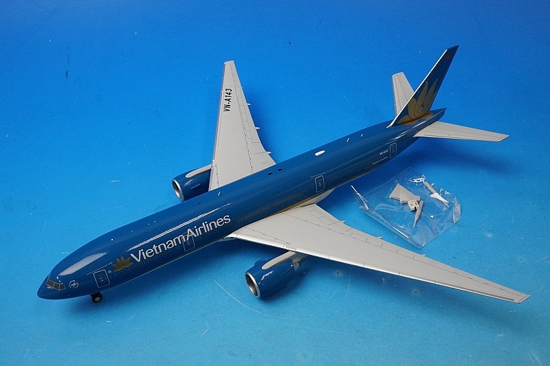 1/200 B777-200/ER �٥ȥʥ� VN-A143 Engineshed/���