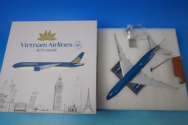 1/200 B777-200/ER �٥ȥʥ� VN-A143 Engineshed/���