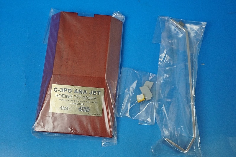1/200 B777-200ER ANA �������������� C-3PO JA743A [NH20104] ����������/���