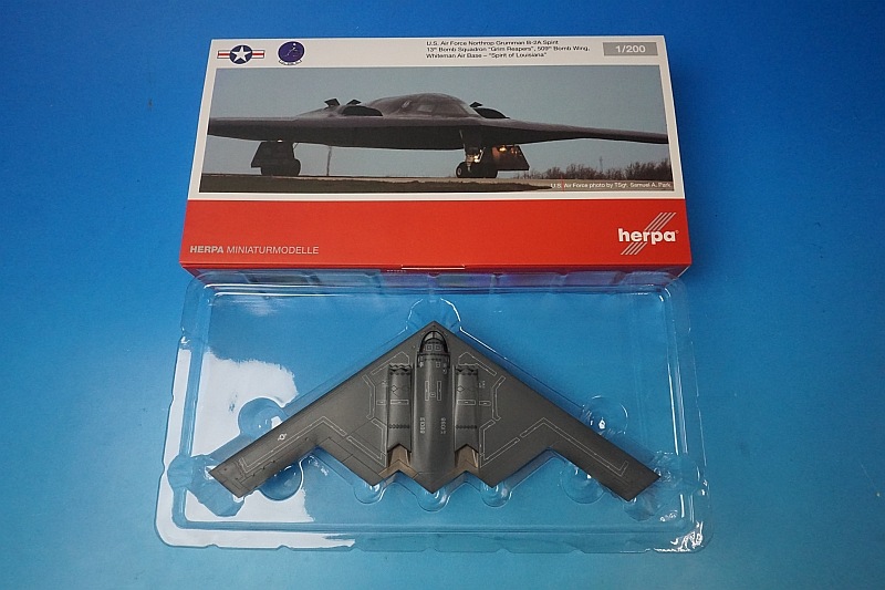 herpa 役立っ 1/200 B-2Aアメリカ空軍第131爆撃航空団第110爆撃