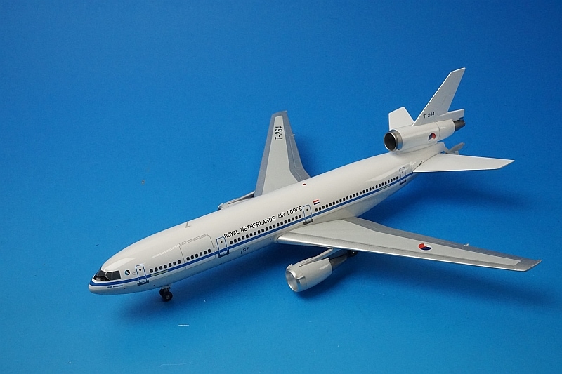 空の旅艦 1/200 KDC-10-30CF KLU オランダ空軍 ♯T-264 [AV2KC1004
