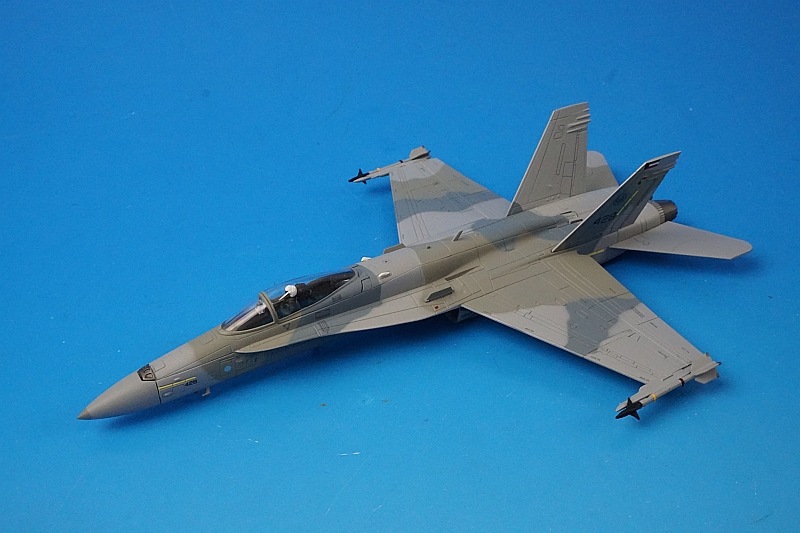 1/72 F/A-18C ホーネット クウェート空軍 1990s [HA3523