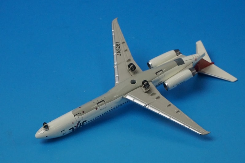 セール商品が満載 JAL MD-87 1/400 アーク塗装 Jet-x/中古 ［JA003A］ JA8281 航空機・ヘリコプター