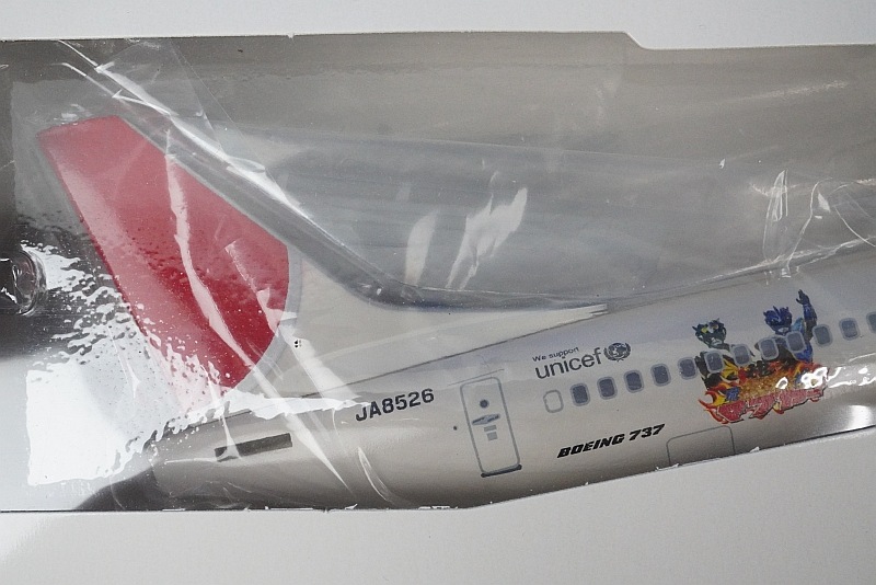 1/130 B737-400 JTA 日本トランスオーシャン 琉神マブヤー JA8526＆THE