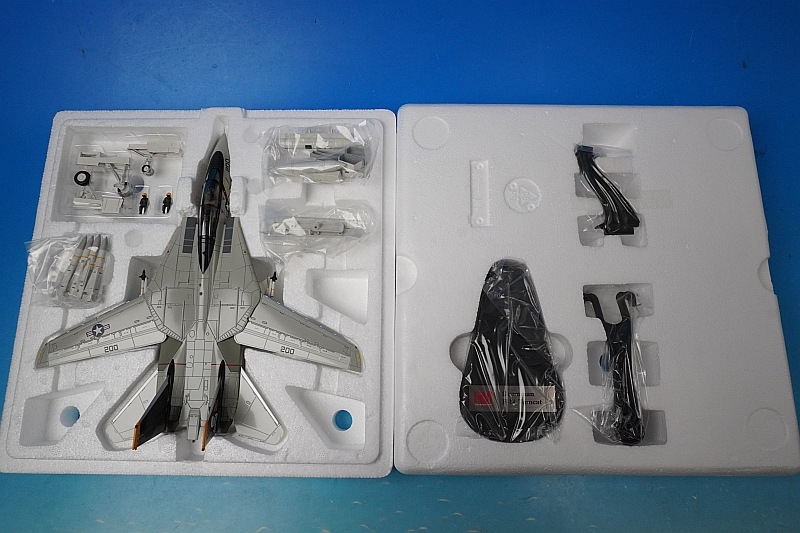1/72 F-14A アメリカ海軍 第84戦闘飛行隊 ジョリーロジャース 空母