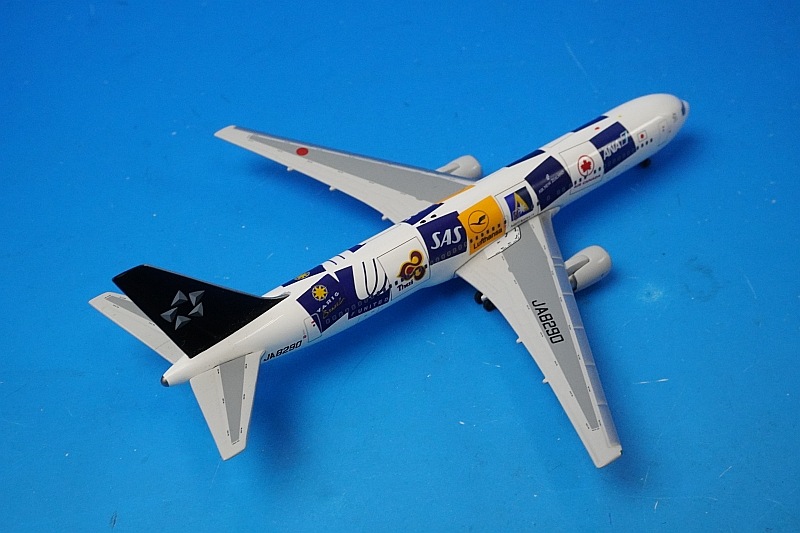 1/400 B767-300 ANA ��������/���������饤���� JA8290 ��4-2002-04�� �ӥå��С���/���