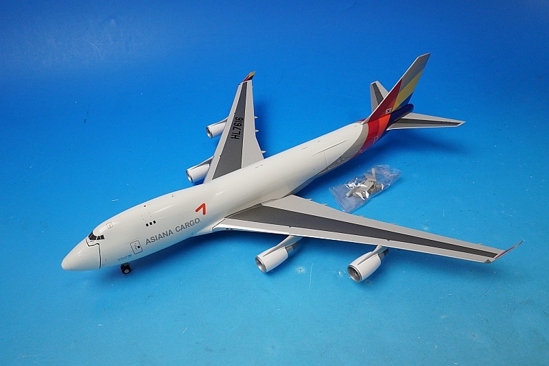 1/200 B747-400F アシアナカーゴ HL7616 ※カーゴドア差し替え