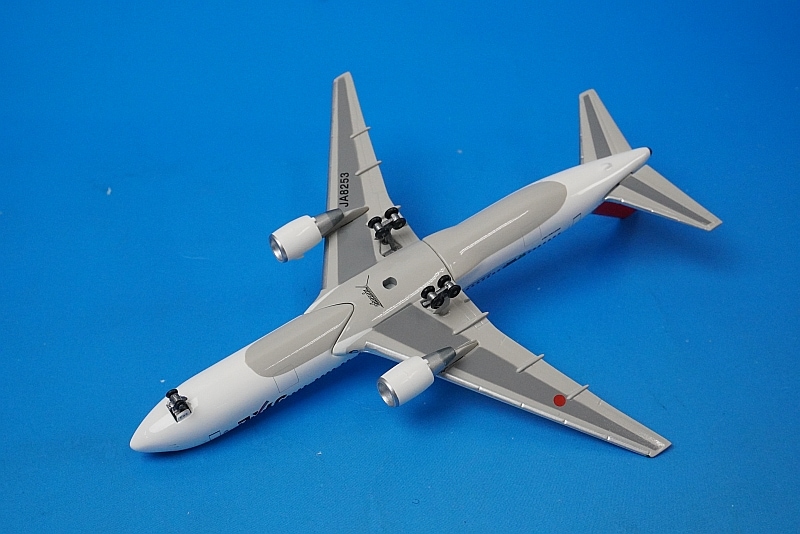 1/400 B767-346 JAL 愛・地球博 モリゾー・キッコロ JA8253