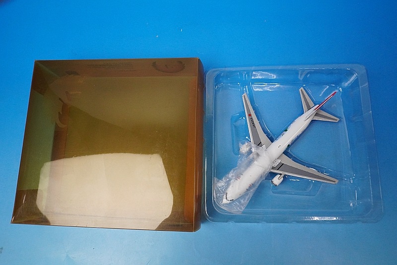 1/400 B767-346 JAL 愛・地球博 モリゾー・キッコロ JA8253