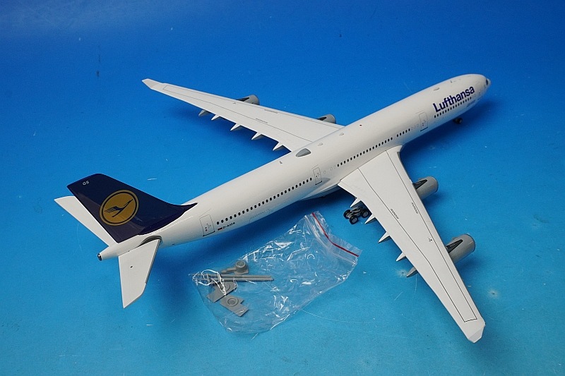 1/200 A340-300 ルフトハンザ フットボール D-AIGS ［B-LH340-001］ B