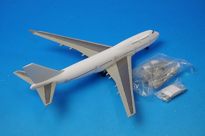 1/400 B747-400 ������ۥ磻�� ���쥸����Ϳ�ʤ� ��57003�� �ɥ饴��/���
