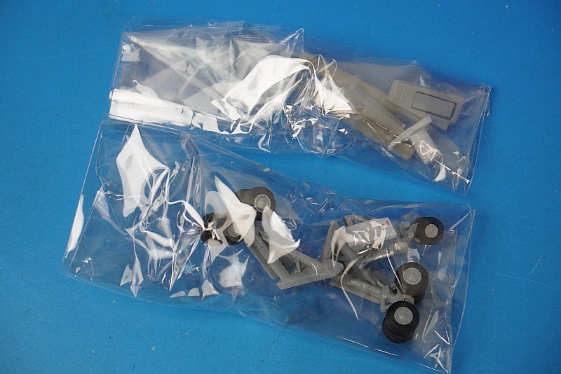 1/200 A310-300 ���󥬥ݡ��� 9V-STE [EW2313002] JC�����󥰥�/���