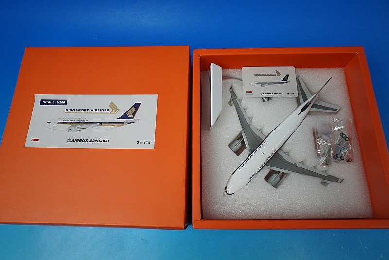 1/200 A310-300 ���󥬥ݡ��� 9V-STE [EW2313002] JC�����󥰥�/���