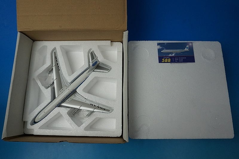 1/200 B707-300 PANAM/パンナム N880PA [AV2PANAM003P] アビエーション
