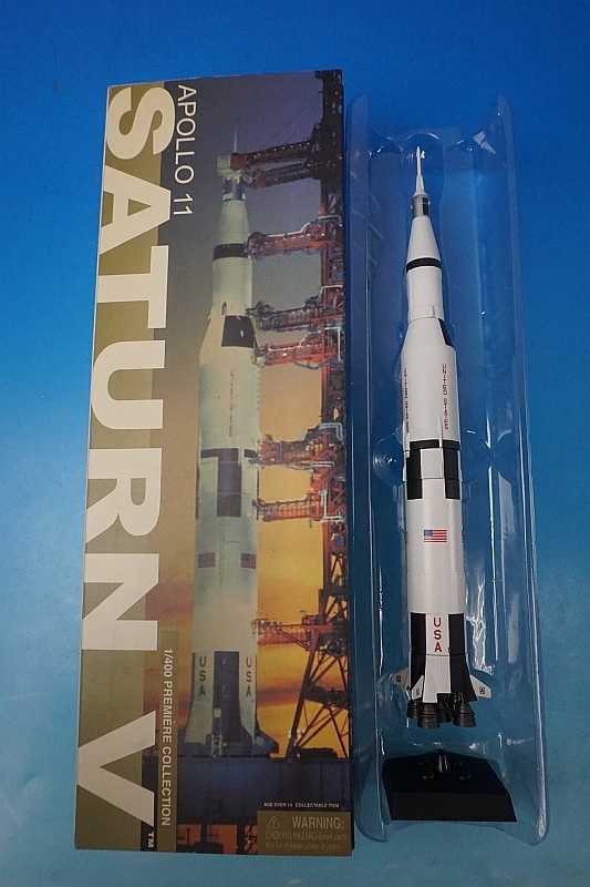 1/400 アポロ11 サターンV ［55615］ ドラゴン/中古