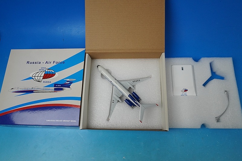 1/200 ツポレフ TU-154M ロシア OPEN SKIES RF-85655 ［LH2214］ JC