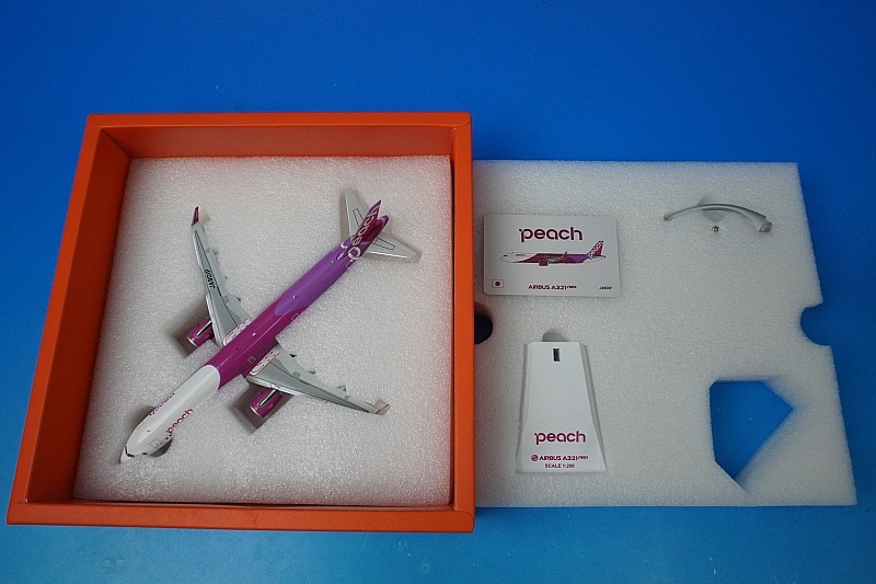 JC Wings 1:200 ピーチ A321neo JA901P Amazon.com: ACE HOBBY JC Wings Peach Airlines for Airbus