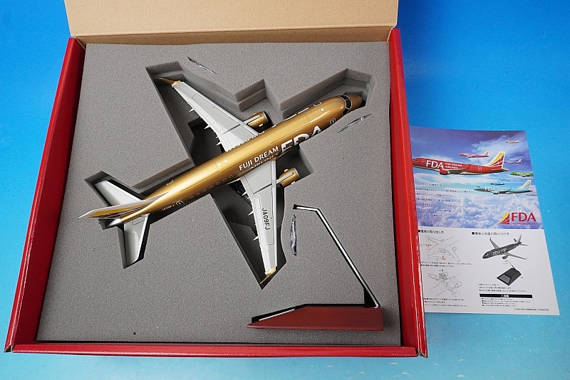 1/100 エンブラエル175 FDA 9号機 ゴールド JA09FJ ［92196-350