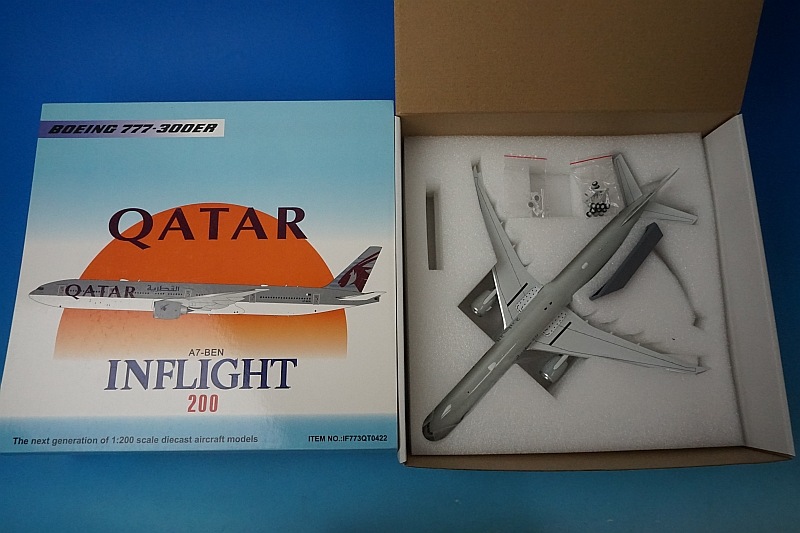 1/200 B777-300ER カタール A7-BEN [IF773QT0422] インフライト