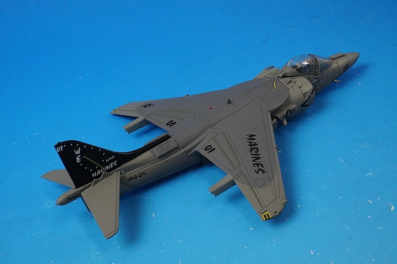 1/72 AV-8B+ ����ꥫ��ʼ�� ��214��ʼ���������� �֥�å������� ���ե��˥����� WE01/#165421 [HA2629] �ۥӡ��ޥ�����/���