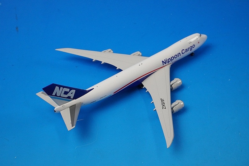 飛行機　模型　11点 Amazon.co.jp: UPS Skymarks 747-8F 1/200 McDonnell Douglas MD