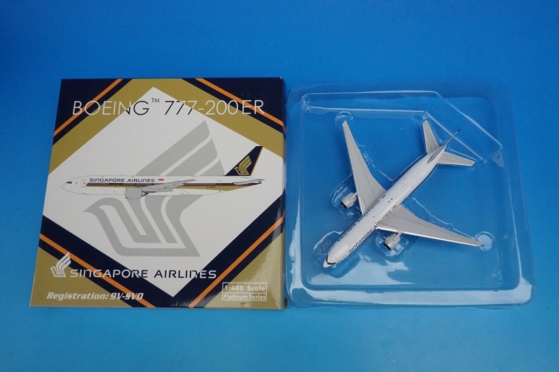 フェニックス 10792 1/400 B777-200ER シンガポール航空 9V-SVO【ジャンク】th031813 Nordwind Airlines B777-200ER VP-BJJ 1 -