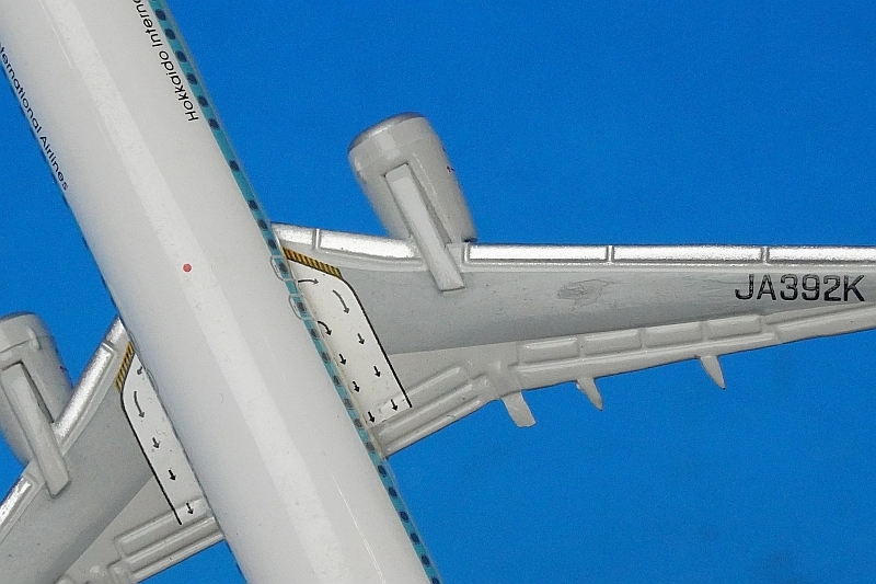 1/400 B737-400 AIRDO北海道 世界自然遺産 知床 JA392K ［15604B