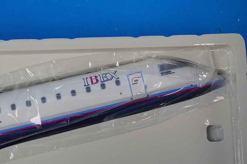 1/100 CRJ-700 IBEX アイベックスエア JA05RJ ［FW700］ エバーライズ