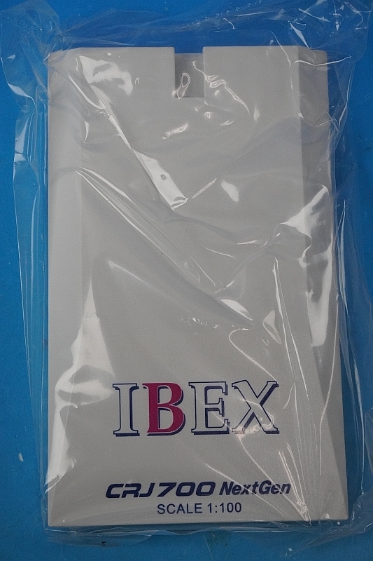 1/100 CRJ-700 IBEX アイベックスエア JA05RJ ［FW700］ エバーライズ