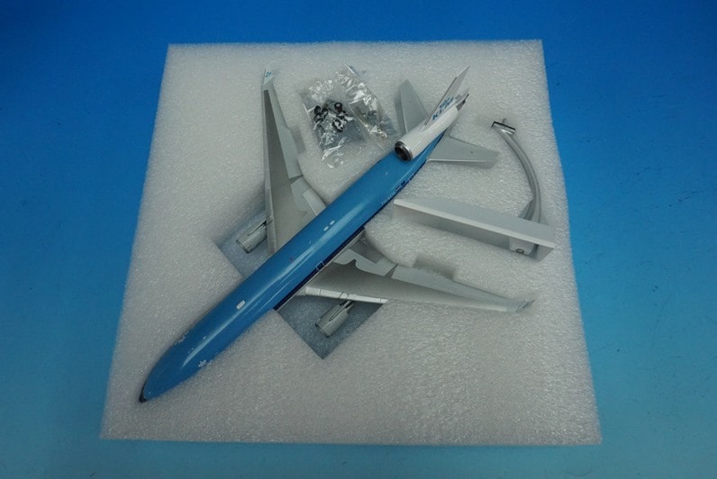 航空機モデルキット20セット Amazon.co.jp: 航空機 1:200 スケール合金飛行機 D-AERZ LTU